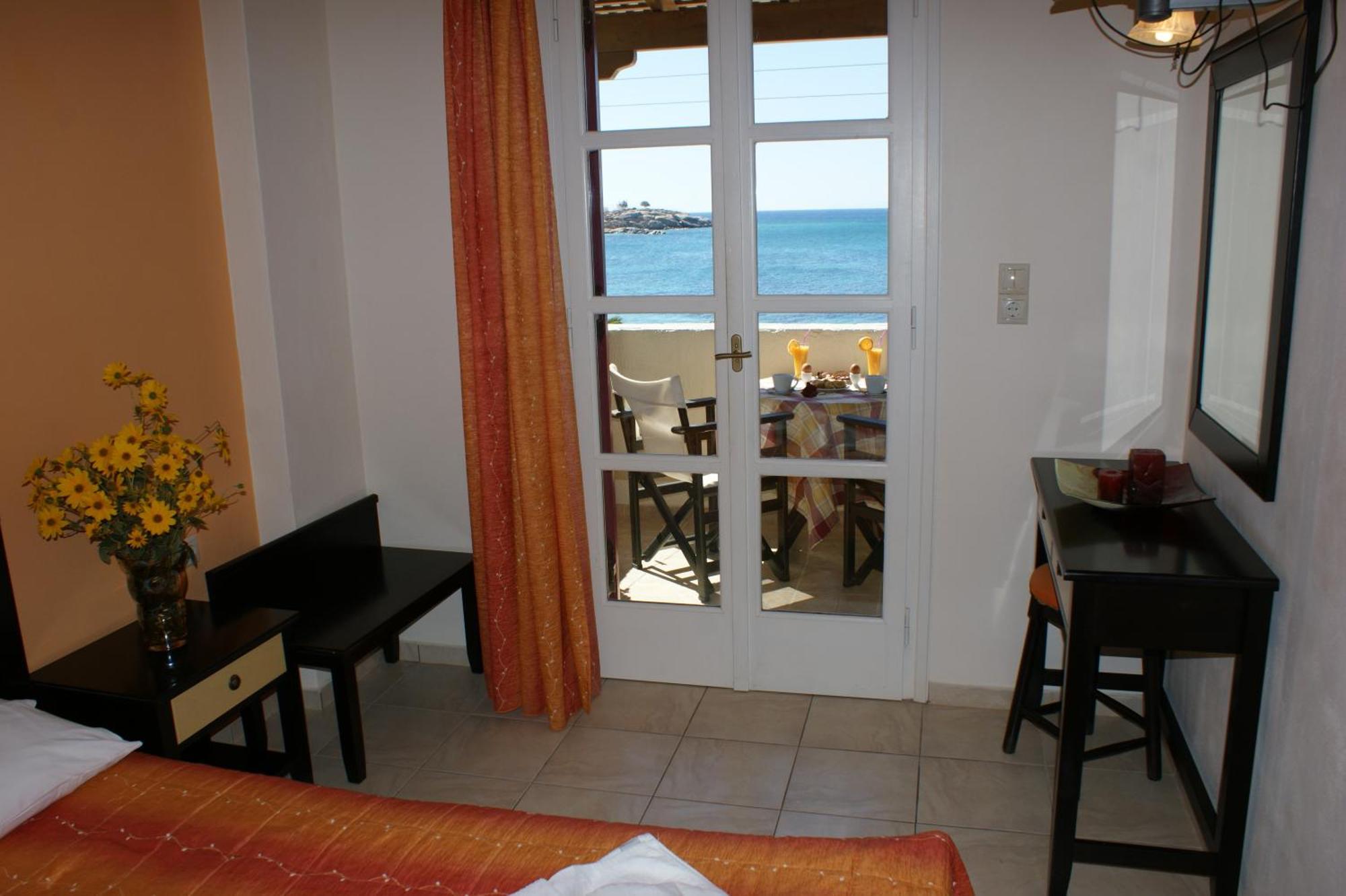 Verykokkos On The Beach Agia Anna  ภายนอก รูปภาพ